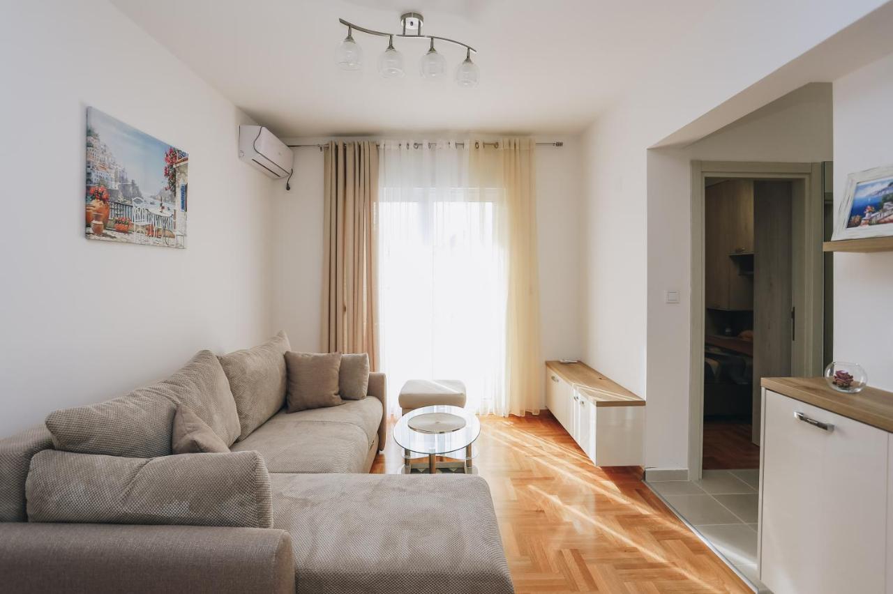 Apartments Viva Oliva Budva Exteriör bild